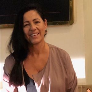 Meet your Posher, Ella